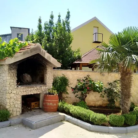 アパート With A Parking Space Tribunj, Vodice - 16302 *
